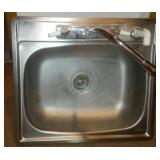 Aluminum sink bathroom, kitchen utility great condition.