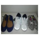 New three pair of women