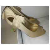 New Jaclyn Smith womens dress shoes.