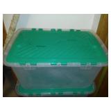 4 flip-flop top totes, all in very good condition