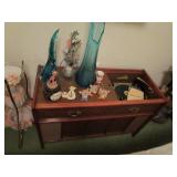 Home Decor & Record Player