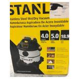 Stanley 5 Gal. 4.0 Peak HP Wet/Dry Vac in good condition