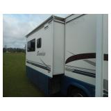 2004 Itasca Motorhome and 2014 Chevy Cruze Package