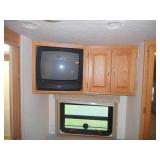 2004 Itasca Motorhome and 2014 Chevy Cruze Package