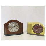 LARGE Lot of Vintage Mid Century Desk Clocks