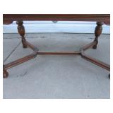 Very Nice Antique Oak Dining Table w/Tuck-Under Leaves