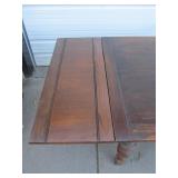 Very Nice Antique Oak Dining Table w/Tuck-Under Leaves