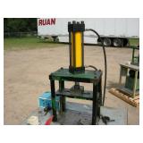 Hydraulic Press Station