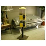 U-Turn 8-Head Candy-Gumball-Toy Vending Machine