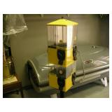 U-Turn 8-Head Candy-Gumball-Toy Vending Machine