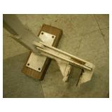 Pullerbear Brush-tree-post Removal Tool