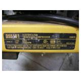 DeWalt Portable Compressor