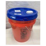 New 5 Gallon Bucket of Liquid Tide Laundry Detergent
