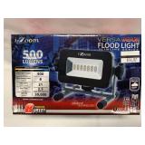 New Izoom Versa Beam Floodlight