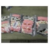 4 - 4 pks Ladies Socks...