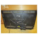 38" INSIGNIA FLAT SCREEN TV