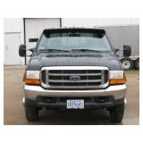 2000 Ford F-350 DRW 4 x 4 Lariat Crew Cab