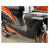 2015 Zhongeng 49cc Scooter / Moped