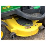 John Deere SST16 Lawn Tractor