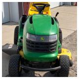 John Deere L108-Automatic Lawn Tractor
