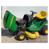 John Deere L108-Automatic Lawn Tractor