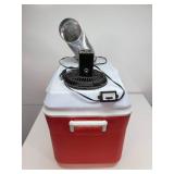Rubbermaid Cooler w/ Built-in 12V Fan