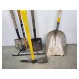 Shovels/PickAx/Squeegy