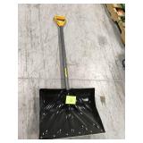 AMES TRUE TEMPER 1627200/1627251 18 INCH POLYMER SNOW SHOVEL in good condition