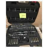 Husky Mechanics Tool Set (92-Piece) in good condition