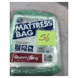Pratt Retail Specialties 100 in. x 78 in. x 14 in. Queen and King Mattress Bag in good condition