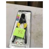 Apollo 3/8 in., 1/2 in. and 3/4 in. PEX Quick-Cinch Clamp Tool in good condition