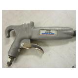 PNEUMATIC REGULATOR AND TOOLS