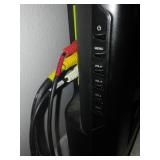 RCA flat screen TV 32in with remote.