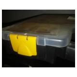 20 bin portable storage case with fuses