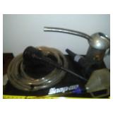 Funnels, hose, Snap-on emblem.