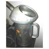 Funnels, hose, Snap-on emblem.