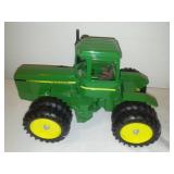 John Deere tractor, 8th wheel, reticulating steering
