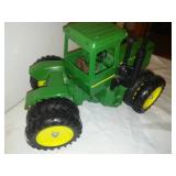 John Deere tractor, 8th wheel, reticulating steering