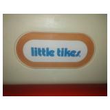 Vintage Little Tikes full-size wagon.