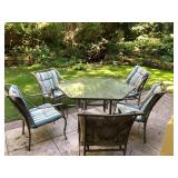 Outdoor Hexagonal outdoor Patio Table and Chairs