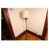 Vintage brass mid century lamp