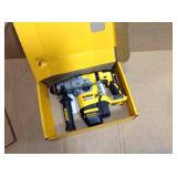 DEWALT 20V MAX XR 1-1/8 in. SDS Plus Rotary Hammer Drill (BT) DCH29 in like New conditions