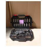 Husky Mechanics Tool Set (119-Piece)  in good condition