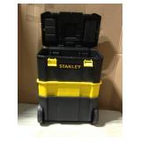 Stanley Essential 19 in. 3-in-1 Detachable Mobile Work Box in Working conditions