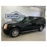 2007 GMC Yukon AWD  -No Reserve-