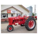 1952 Farmall M
