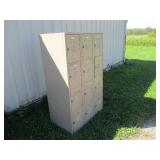 12 COMPARTMENT LOCKER
