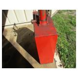 VINTAGE OIL CONTAINER WITH HAND PUMP