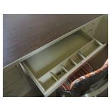 METAL OFFICE DESK / CHAIR