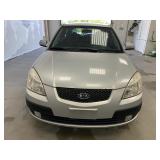 2006 Kia Rio 5 -No Reserve-